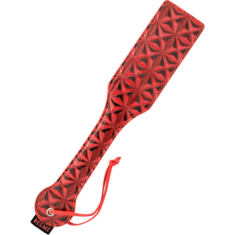 Begme Red Edition Vegan Leather Shovel | Niks.fi verkkokauppa