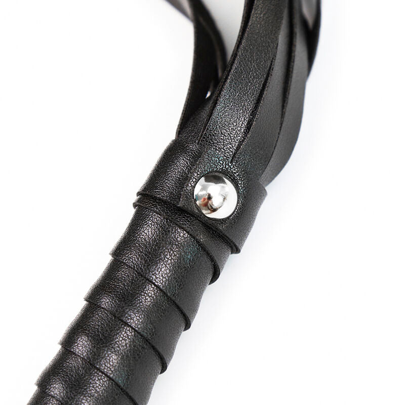 Ohmama Fetish Short Tail Whip | Niks.fi verkkokauppa