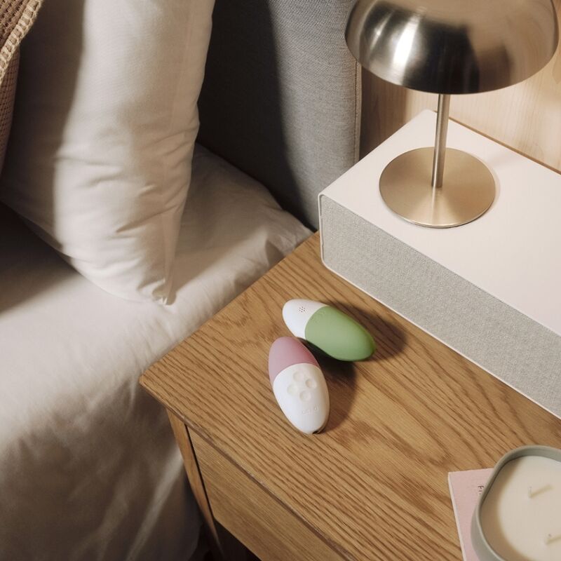 Siri 3 Clitoris Massager Pistachio Cream | Niks.fi verkkokauppa