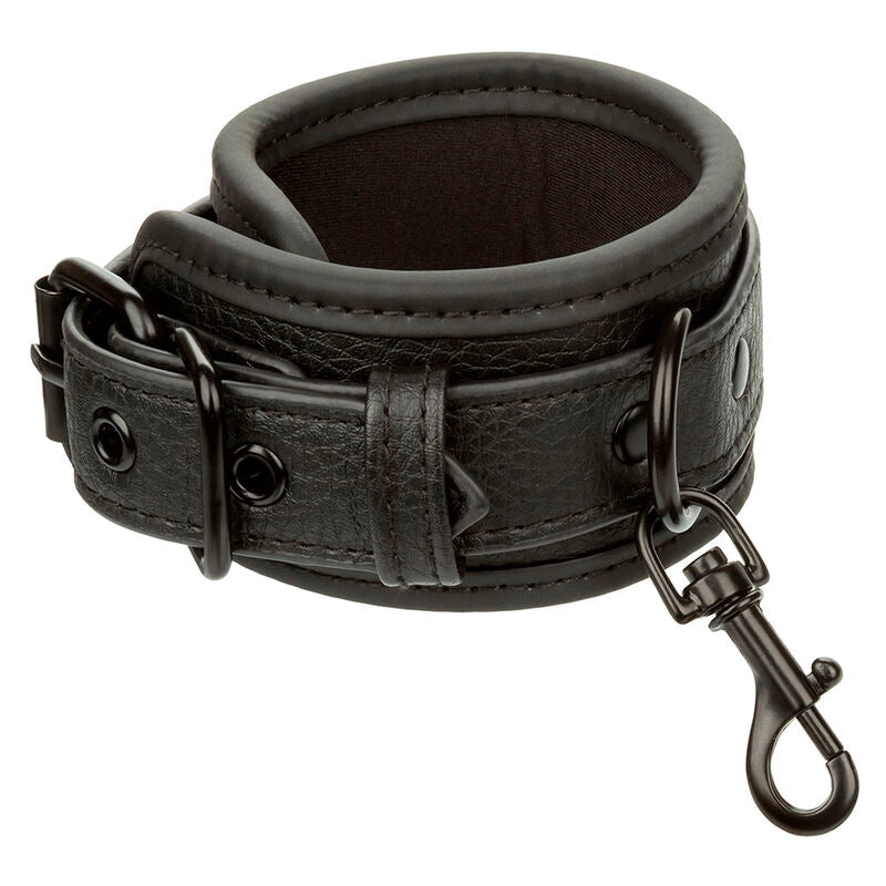 Nocturnal Leather Wrist Cuffs Adjustable Black | Niks.fi verkkokauppa