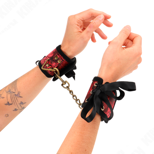 Kinkscandal Wrist Restraints Red-Black Lace Details 24.5 Cm X 6.5 Cm | Niks.fi verkkokauppa
