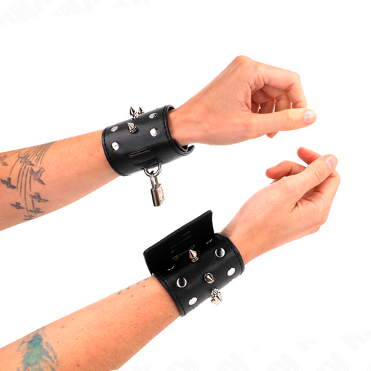 Kinkpunk Wrist Restraints With Spikes 25 X 6 Cm | Niks.fi verkkokauppa