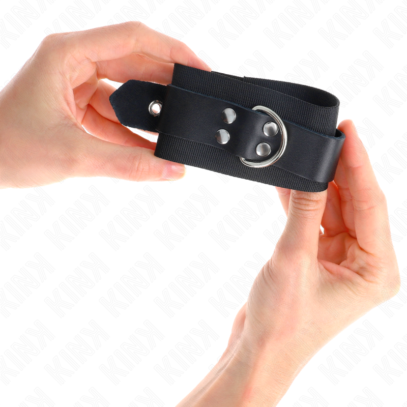 Kinknylon Wrist Restraints Black With Leather Belt Black Adjustable 19-29 Cm X 5.1 Cm | Niks.fi verkkokauppa