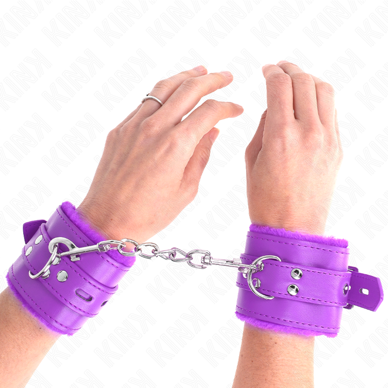 Kinkfur Lined Wrist Restraints With Square Holes Purple And Purple Belt Adjustable 17-29 Cm X 6 Cm | Niks.fi verkkokauppa