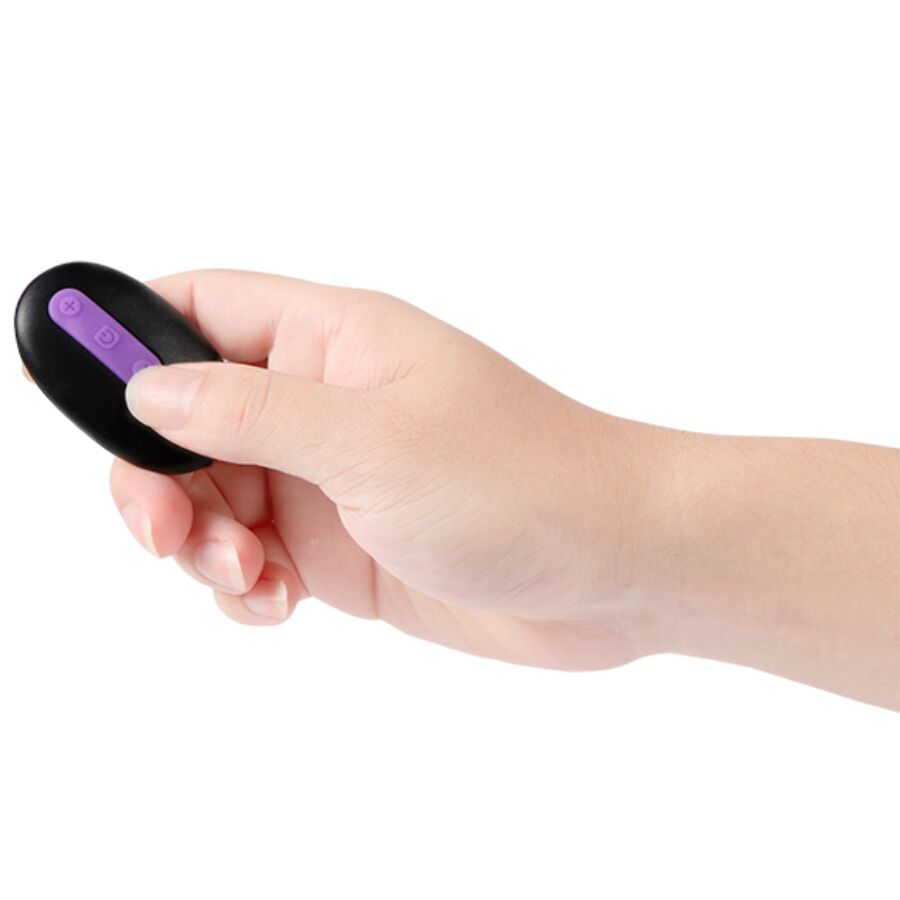 Julian Dildo And Clitoris Stimulator With Vibration And Remote Control 16 Cm | Niks.fi verkkokauppa