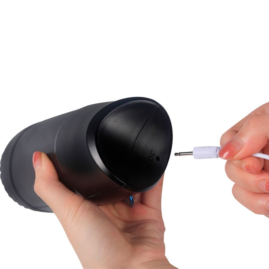 Renee Squeezable Vagina Masturbator With Vibration In Case | Niks.fi verkkokauppa