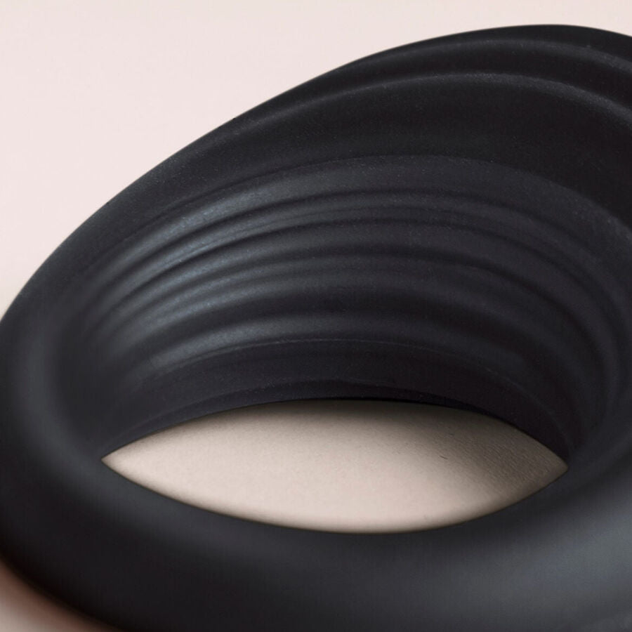 Spire Black Vibrating Penis Ring | Niks.fi verkkokauppa