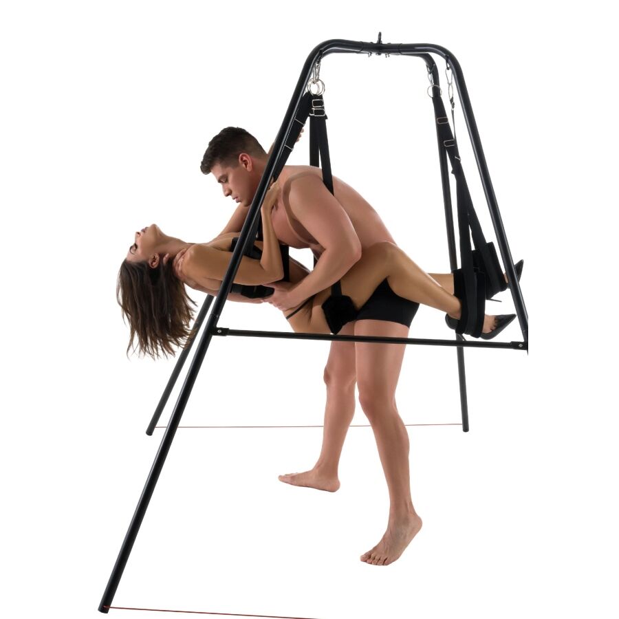 Hidden Desire Extreme Lovers seksikeinu telineellä