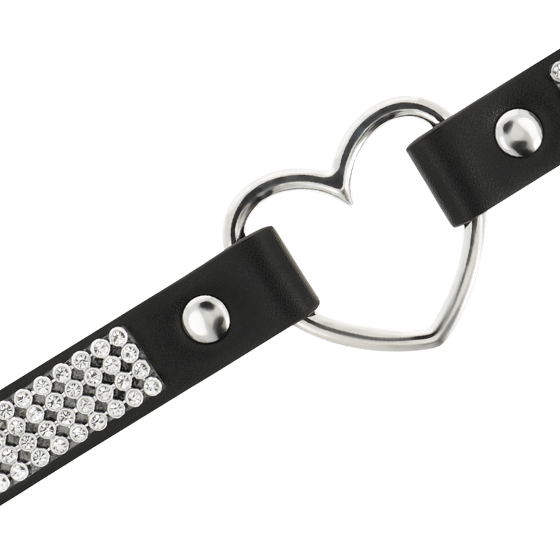 Coquette Chic Desire Vegan Leather Choker With Heart | Niks.fi verkkokauppa