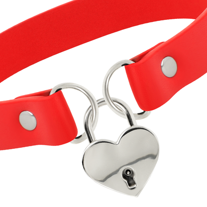 Coquette Chic Desire Red Vegan Leather Necklace With Heart Accessory With Key | Niks.fi verkkokauppa