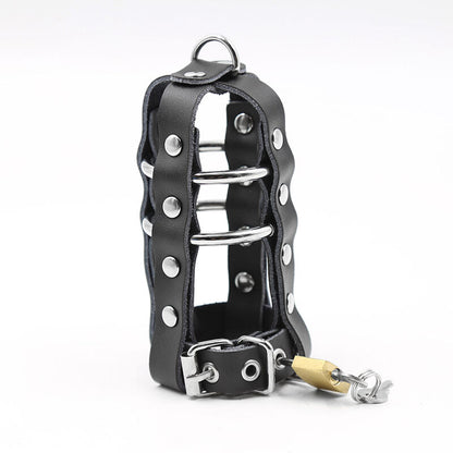 Ohmama Fetish Leather Sheath With Metal Rings And Padlock | Niks.fi verkkokauppa