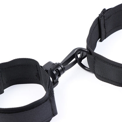 Ohmama Fetish Nylon Handcuffs And Collar | Niks.fi verkkokauppa