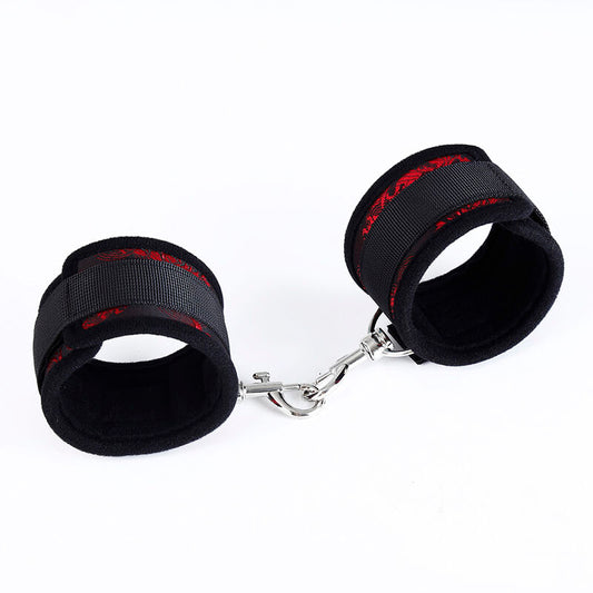 Ohmama Fetish Scandal Wrist Handcuffs | Niks.fi verkkokauppa