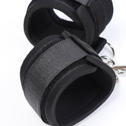 Ohmama Fetish Fetish Neoprene Gag With Hand Cuffs | Niks.fi verkkokauppa