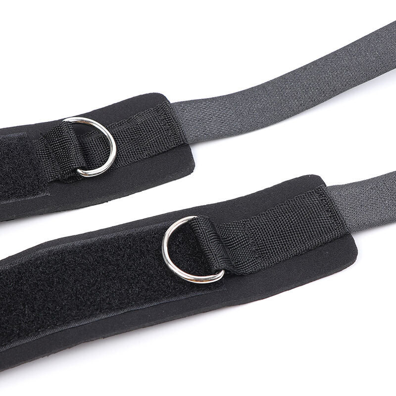 Ohmama Fetish Fetish Neoprene Gag With Hand Cuffs | Niks.fi verkkokauppa