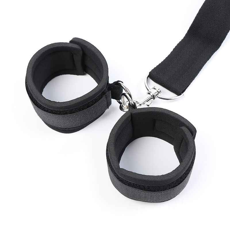 Ohmama Fetish Fetish Neoprene Gag With Hand Cuffs | Niks.fi verkkokauppa