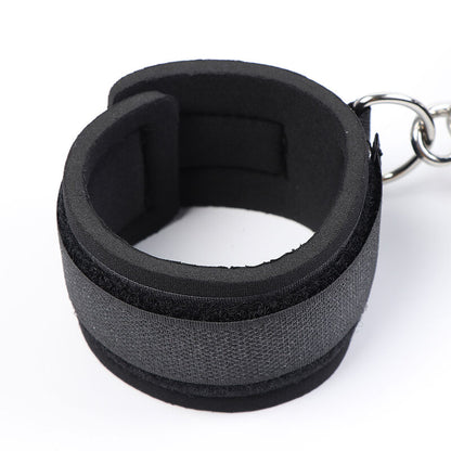 Ohmama Fetish Fetish Neoprene Gag With Hand Cuffs | Niks.fi verkkokauppa
