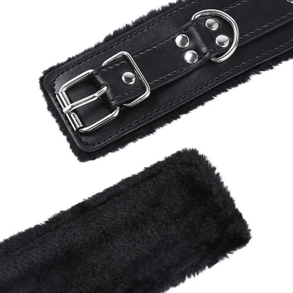Ohmama Fetish Fur Lined Wrist Restraints | Niks.fi verkkokauppa
