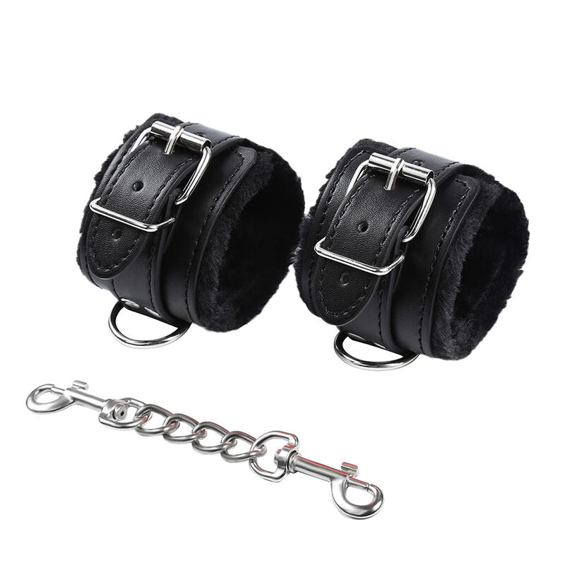 Ohmama Fetish Fur Lined Wrist Restraints | Niks.fi verkkokauppa