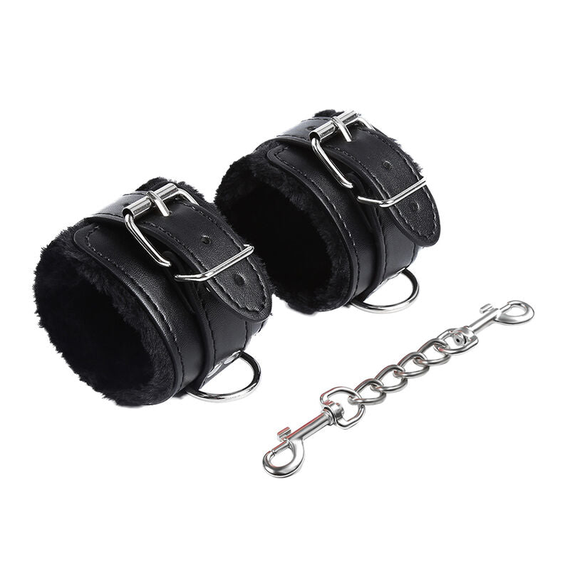 Ohmama Fetish Fur Lined Wrist Restraints | Niks.fi verkkokauppa