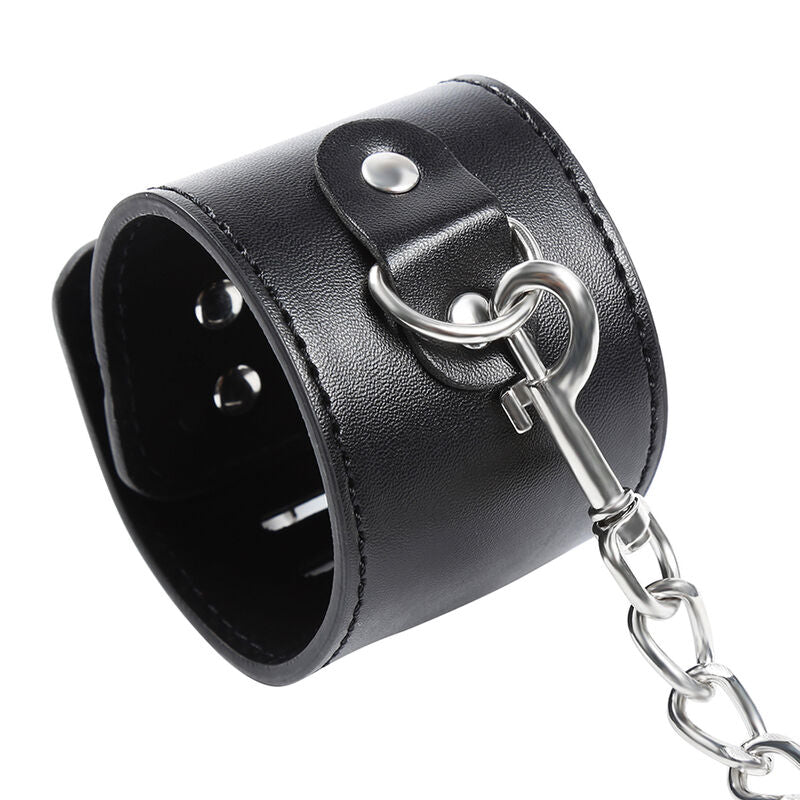 Ohmama Fetish Hasp Style Wrist Restraints | Niks.fi verkkokauppa