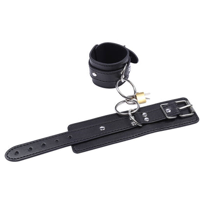 Ohmama Fetish O-Ring Locked Wrist Restraints | Niks.fi verkkokauppa