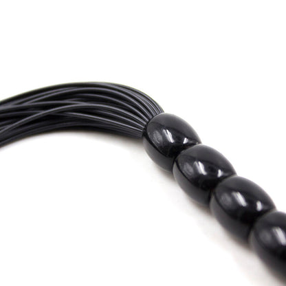 Ohmama Fetish Ribbed Silicone Handle Flogger 22 Cm | Niks.fi verkkokauppa