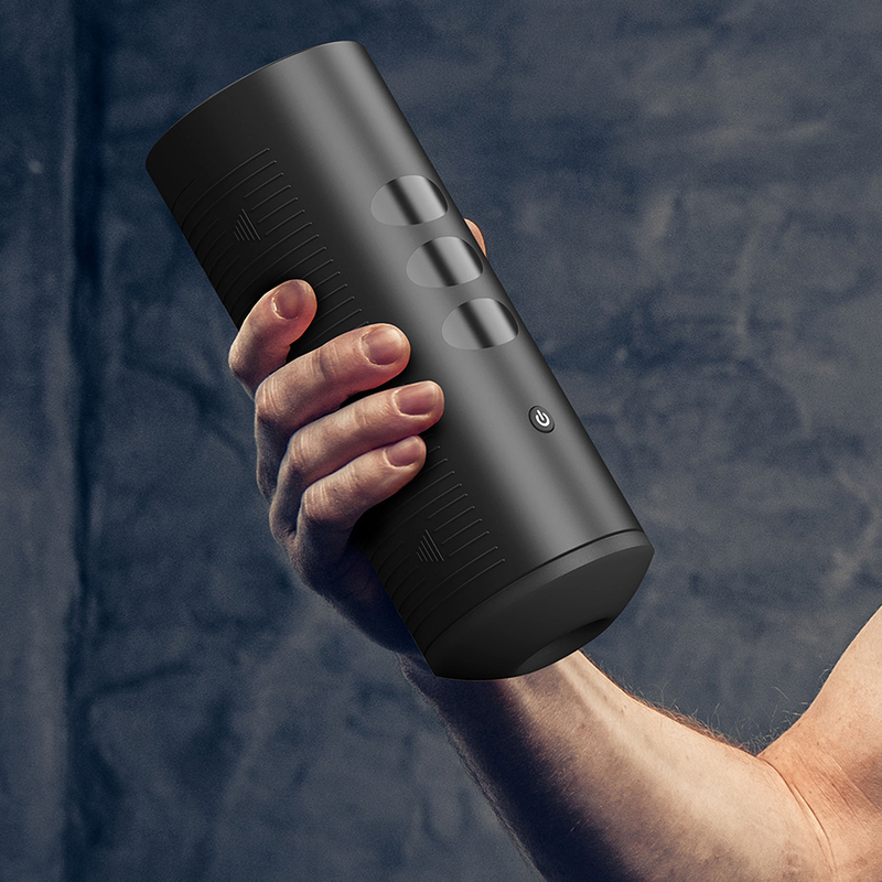 Kiiroo Titan Technological Masturbator | Niks.fi verkkokauppa