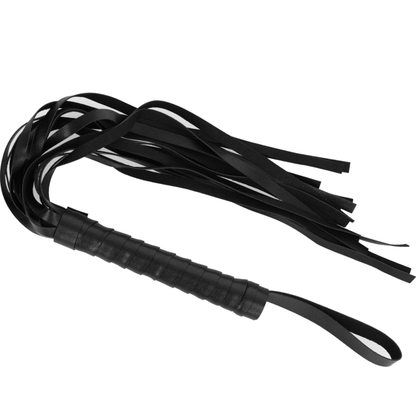 Intense Fetish Vegan Leather Flogger | Niks.fi verkkokauppa