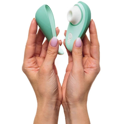Womanizer Liberty 2 Clitoris Stimulator & Sucker Light Green | Niks.fi verkkokauppa