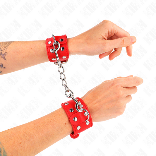 Kinkwristbands With Double Line Of Adjustable Studs Red | Niks.fi verkkokauppa