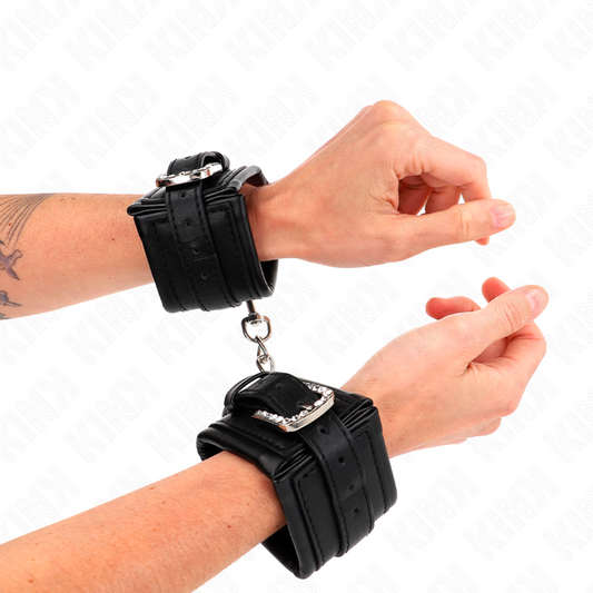 Kinkrhinestone Buckle Wrist Restraints Black Adjustable 25-32 Cm X 5.5 Cm | Niks.fi verkkokauppa