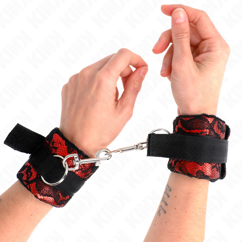 Kinkscandal Wrist Restraints Red-Black | Niks.fi verkkokauppa