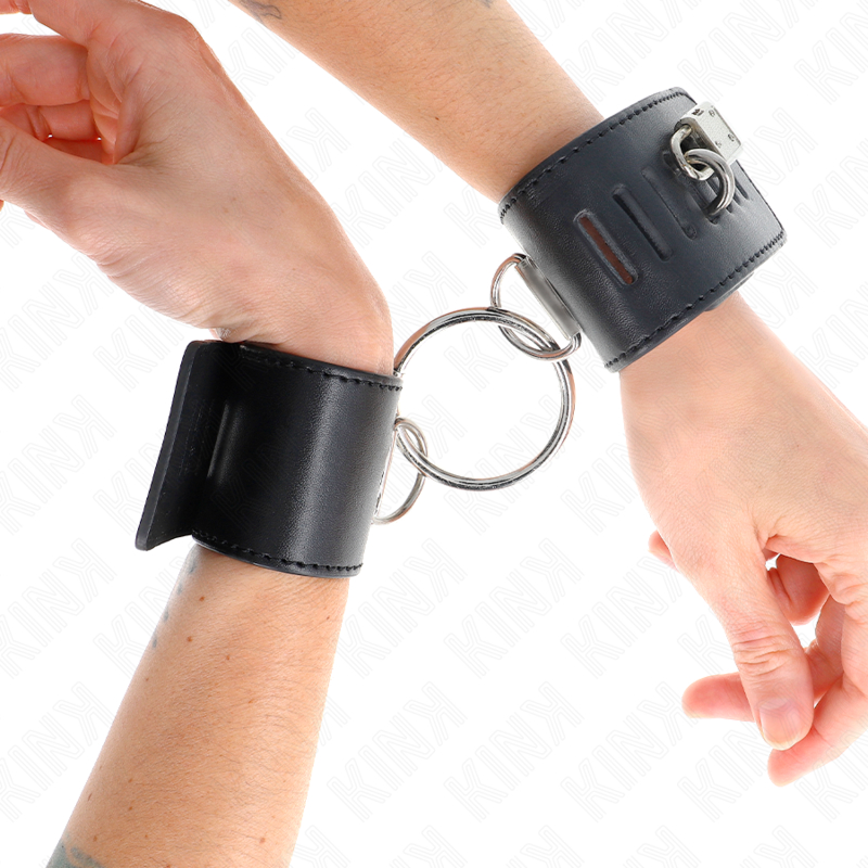 Kinkfixed Wrist Restraints With Ring And Padlock Closure Black Adjustable 16-23 Cm X 5.5 Cm | Niks.fi verkkokauppa