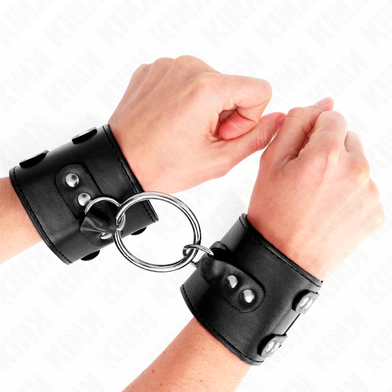 Kinkfixed Wrist Restraints With Ring And Studs Adjustable Black 17-22 Cm X 6.5 Cm | Niks.fi verkkokauppa