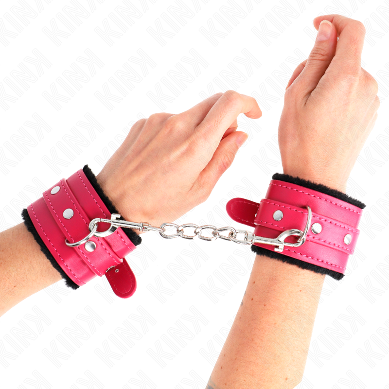 Kinkpremium Fur Lined Wrist Restraints Black With Raspberry Rose Belt Adjustable 17-29 Cm X 6 Cm | Niks.fi verkkokauppa
