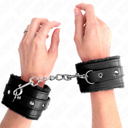 Kinkpremium Fur Lined Wrist Restraints Black With Black Belt Adjustable 17-29 Cm X 6 Cm | Niks.fi verkkokauppa