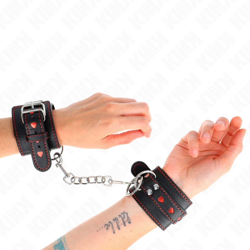 Kinkblack Wrist Restraints With Red Heart Inlay Adjustable 21-28 Cm X 5.5 Cm | Niks.fi verkkokauppa