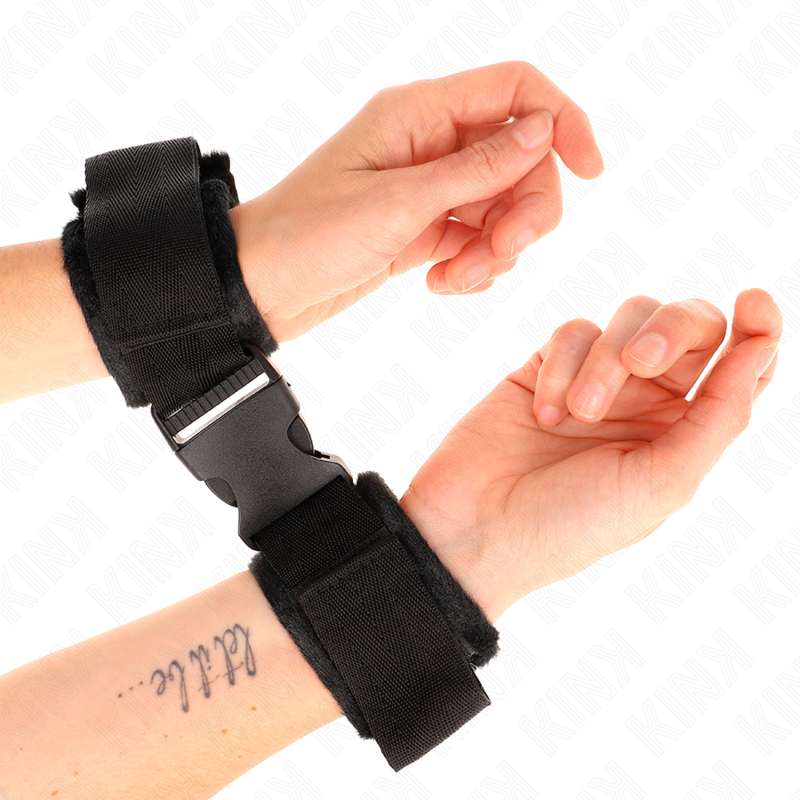 Kinknylon Bind Hook&Loop Wrist Restraints Red-Black Model 1 Ajdustable 25-35 Cm X 6 Cm | Niks.fi verkkokauppa