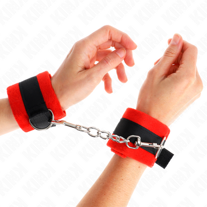 Kinkbeginner Fur Hand Cuffs Black-Red 30 X 7 Cm | Niks.fi verkkokauppa
