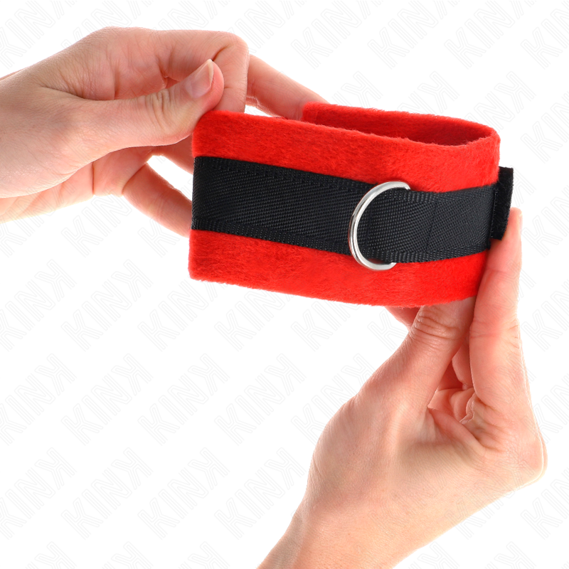 Kinkbeginner Fur Hand Cuffs Black-Red 30 X 7 Cm | Niks.fi verkkokauppa