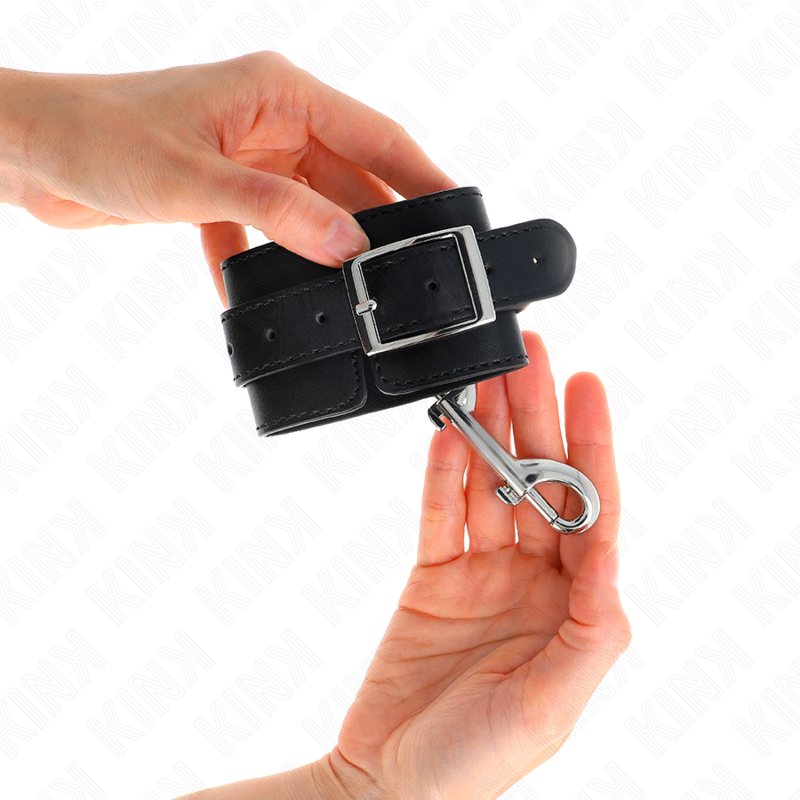 Kinkwrist Restraints-Single Rivet Row Black Adjustable 17-28 Cm X 5 Cm | Niks.fi verkkokauppa