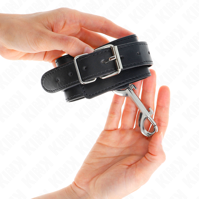 Kinkwrist Restraints-Single Rivet Row And Big Buckle Black Adjustable 17-28 Cm X 5 Cm | Niks.fi verkkokauppa
