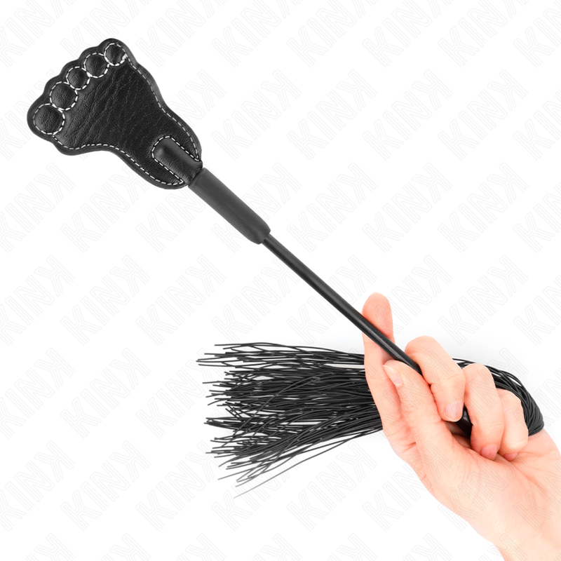 Kinkfoot Shaped Paddle With Tassel Whip 31 Cm | Niks.fi verkkokauppa