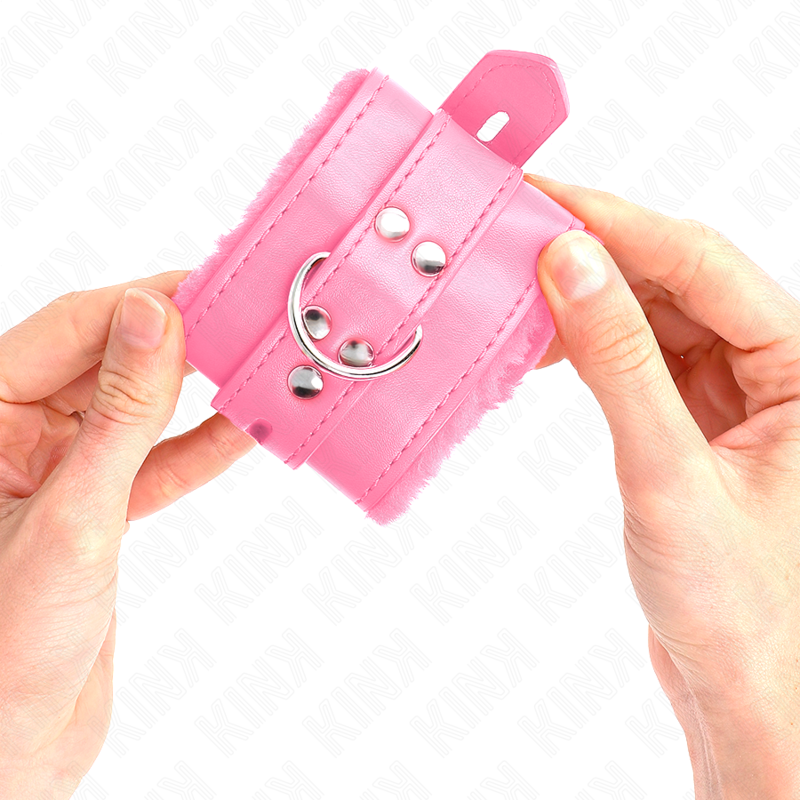 Kinkfur Lined Wrist Restraints With Square Holes Pink And Pink Belt Adjustable 17-29 Cm X 6 Cm | Niks.fi verkkokauppa