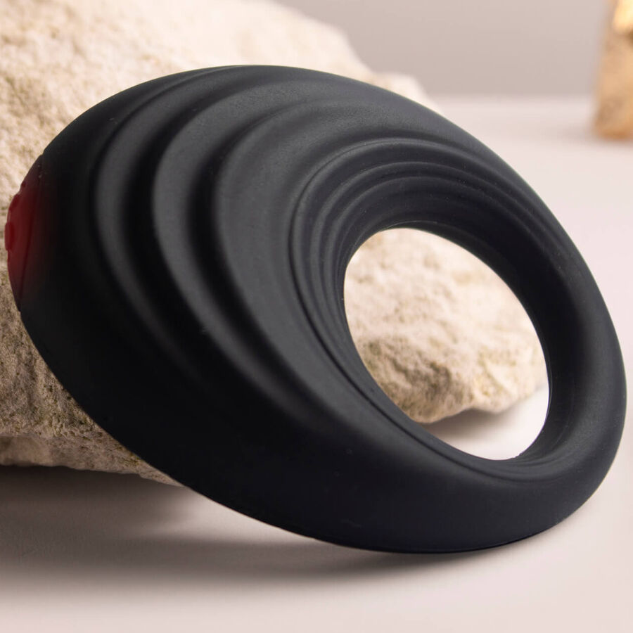 Spire Black Vibrating Penis Ring | Niks.fi verkkokauppa