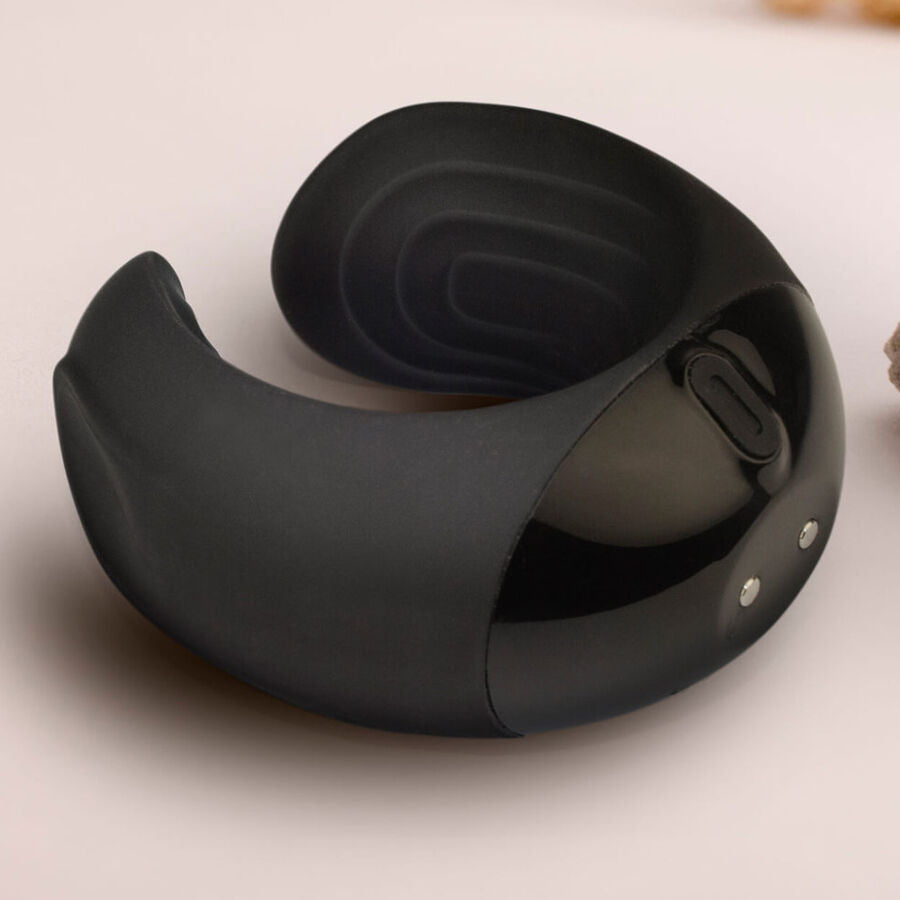 Rocksoffecho Black Vibrator Masturbator | Niks.fi verkkokauppa