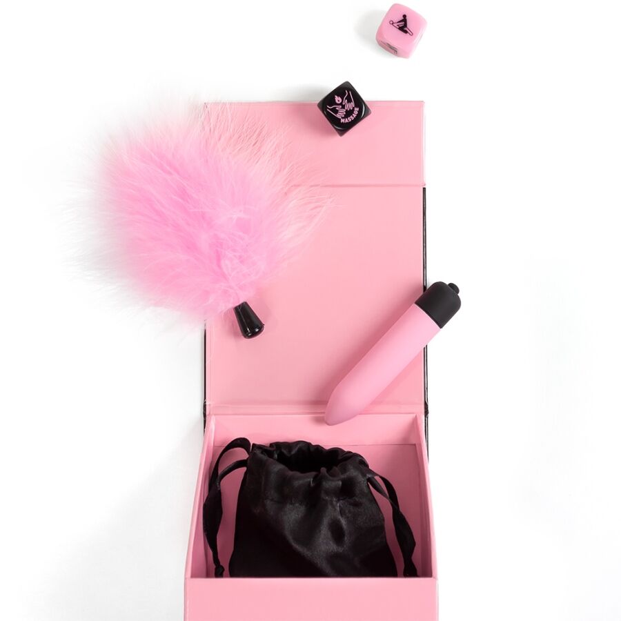 Secret Play Pleasures Box pariskunnan setti nopilla ja luotivibraattorilla