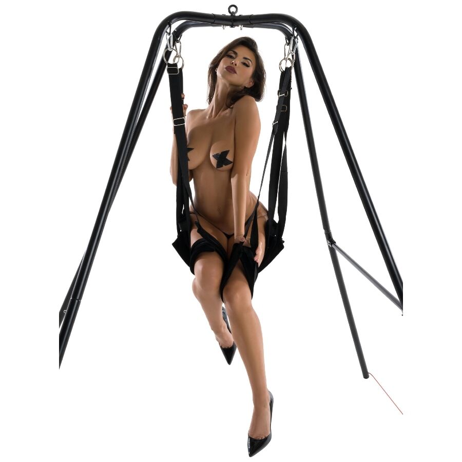 Hidden Desire Extreme Lovers seksikeinu telineellä