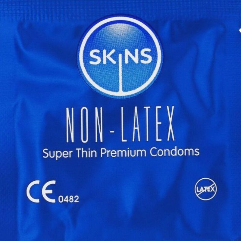 Skins lateksittomat kondomit - 4 kpl